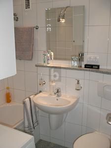 مفروشة بالكامل  استثمار رأسمالي جذاب – 1790076684_5db7e3.jpg