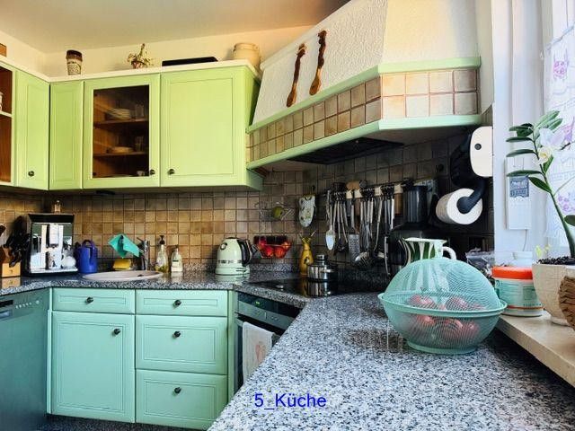 Viel Platz für Ihre Familie in einem gepflegten Reihenmittelhaus in Dachau – Küche