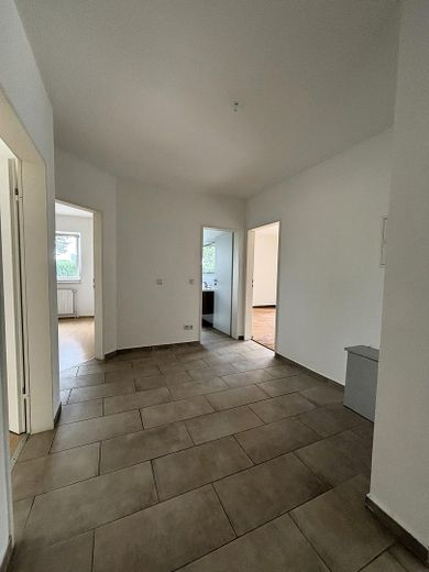 Helle 3-Zimmer-EG-Wohnung mit Terrasse und großem Garten – 48366 Laer – Flur