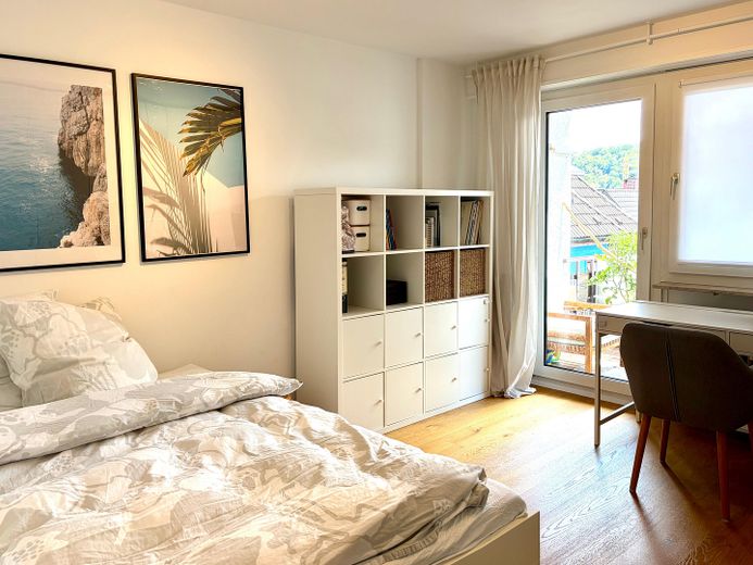 Helle 4-Zi.-Wohnung mit 2 Balkonen & Stellplatz – modernisiert, Süd-West – Schlafzimmer 3