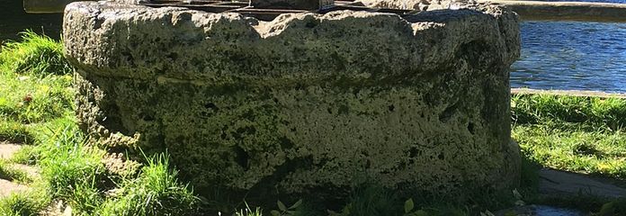 Umgebung Weiher Brunnen