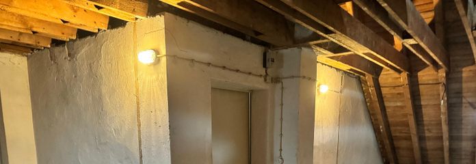 Provisionsfrei v. Eigentümer! Ausbaufähiger Dachboden + Einzelgarage in zentraler Lage in Bayreuth