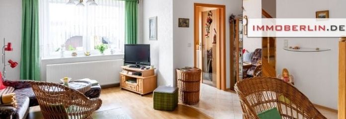 IMMOBERLIN.DE - Sympathisches Haus mit schönem Sonnengarten + Garage in guter Infrastruktur