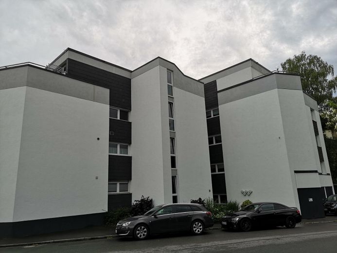 Recent gerenoveerde 2-kamer souterrainwoning direct naast de S-Bahn. Ideaal voor forenzen – Außenansicht 2