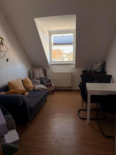 Helle Dachgeschosswohnung in der schönen Oststadt – Zimmer 2
