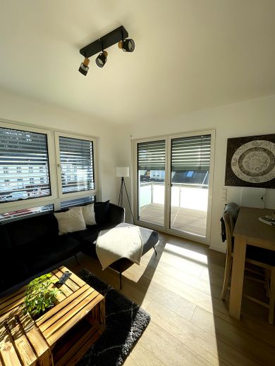 Blick zu Balkon