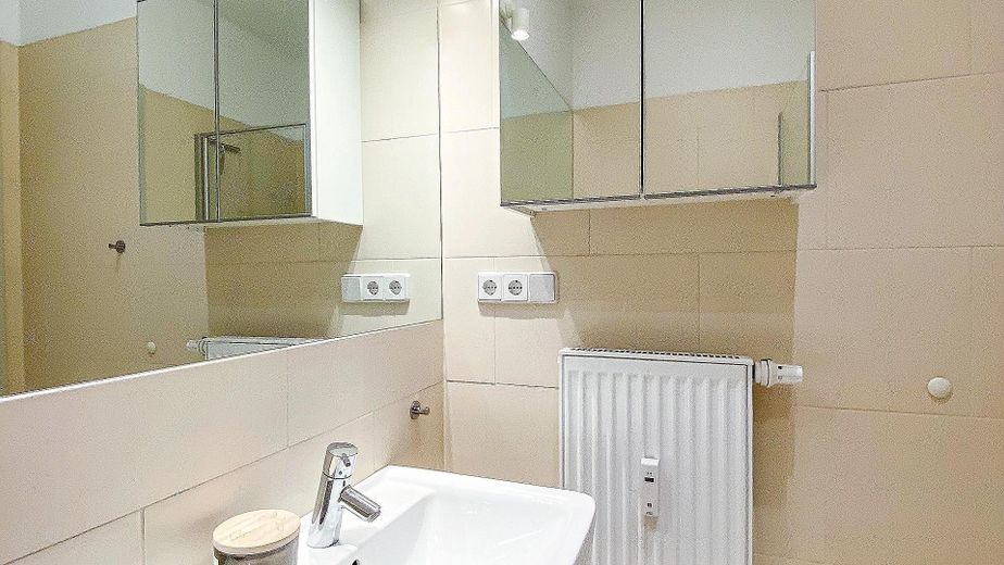 2-Zimmer-Wohnung mit EBK und Balkon, 54 m², zentral in Berlin-Neukölln – Foto 15