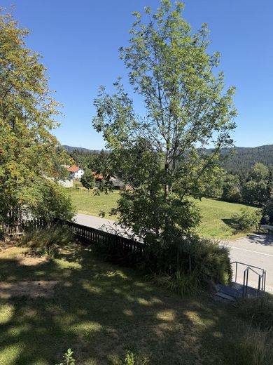 Spaziosa casa unifamiliare con appartamento indipendente e vista panoramica da sogno – Foto 9