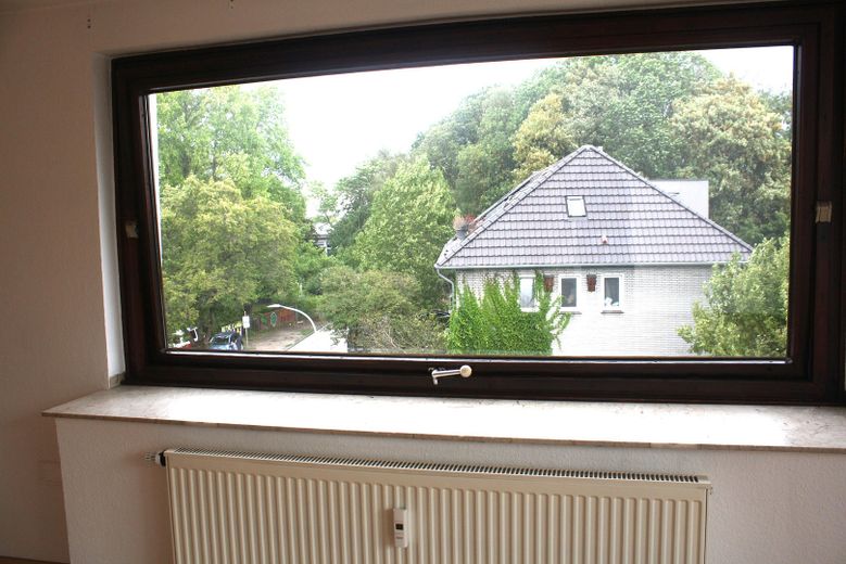 Мансардна квартира в найкращому місці біля міського парку – Wohnzimmer-Nordseite