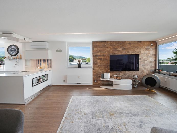 Höchste Penthouse-Etage in Achern Exklusives Wohnen mit spektakulärem Panoramablick – Wohnzimmer
