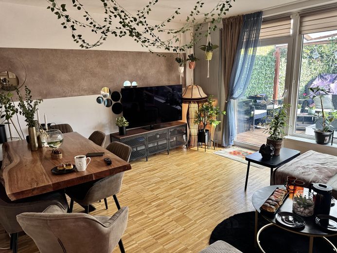 Charmantes Reihenhaus in Hamburg-Rahlstedt – Wohnzimmer