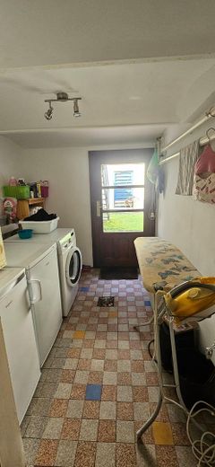 Charmantes kleines Altbremer Reihenendhaus mit Garage in Peterswerder – Waschküche