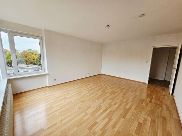 Wohnzimmer - Blick 1