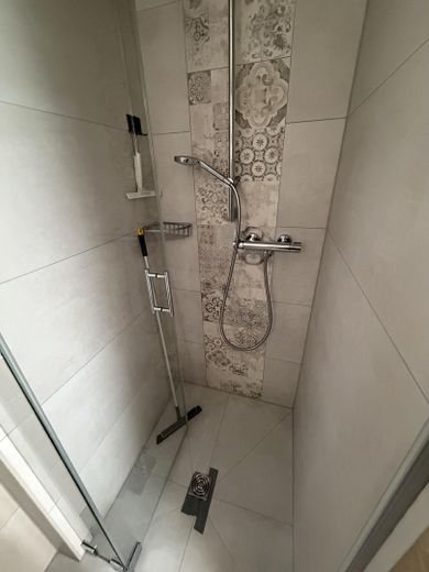Dusche EG