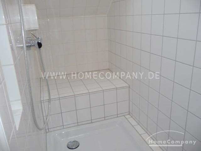 2 Zi.-Whg., möbliert, 2. OG, schöne Altbauwohnung in der guter, zentraler Lage. – 28796d1e4a994f7b1eb7caad394ecfc6c2961459.jpg