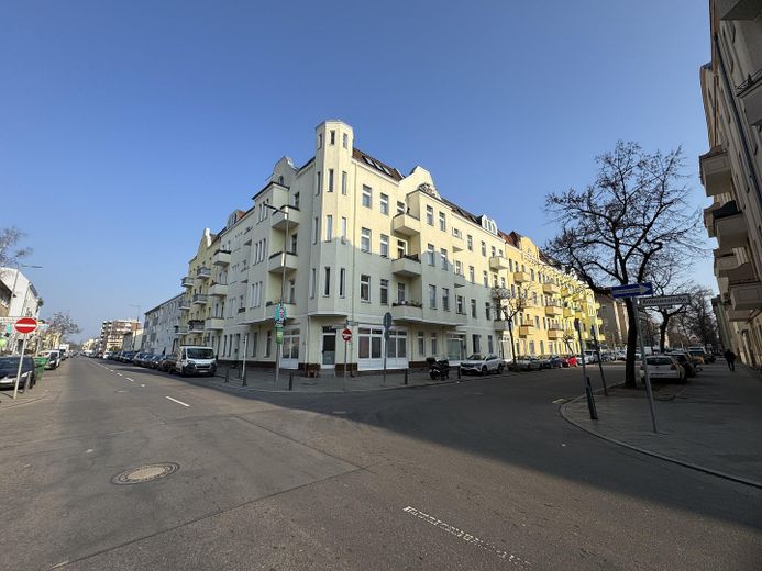 Gewerbeeinheit mit Beherbergungsgenehmigung – Foto 1