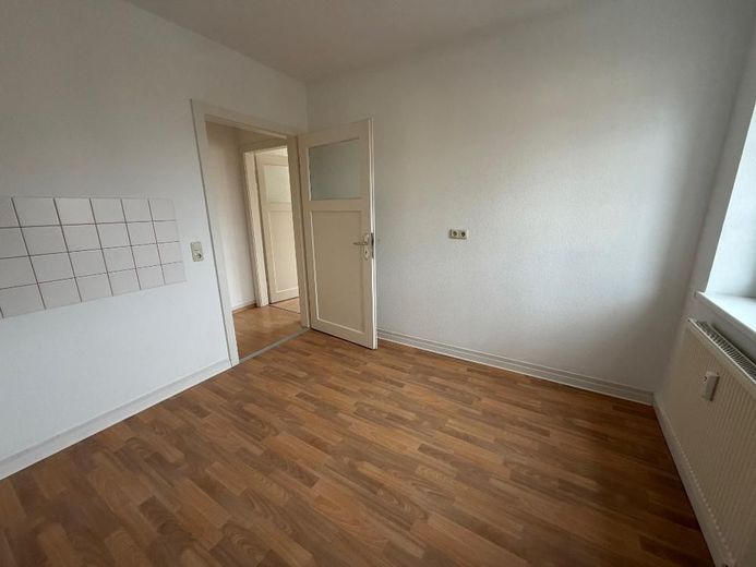 Helle 3-Zimmer-Wohnung im 1. OG sucht Nachmieter - Reusa nahe dem Krankenhaus – Bild 4