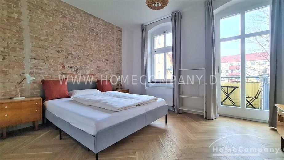 22888G HomeCompany Dresden Amueblado/Furnished apartamento de diseño de 1,5 habitaciones con balcón en Dresden-Pieschen máx. 2 personas – 204a438ee94b72a00f1a345f2d5bfac8e45d4a21.jpg