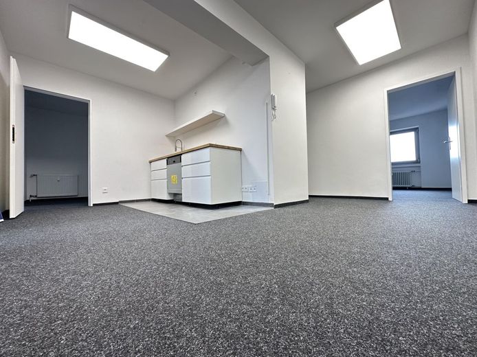 Petit bureau attrayant au cœur de Rodenkirchen – Eingang