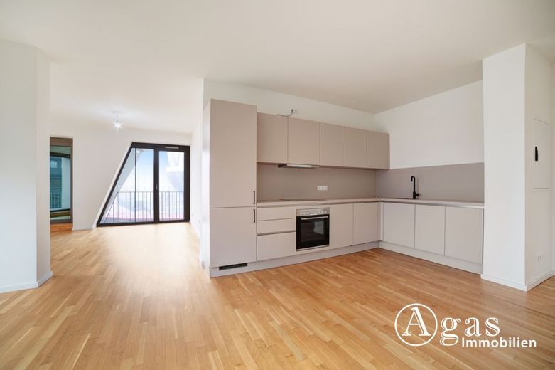 Berlin-Mitte'de yaklaşık 141 m², hazır mutfak ve harika balkonlu özel 4 odalı daire! – Wohnzimmer mit EBK
