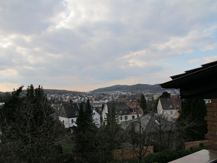 Mieszkać w najlepszej lokalizacji Hemer — spokojne, pełne światła mieszkanie typu studio z wyjątkowym widokiem – Blick von Loggia (SW Ausr.)