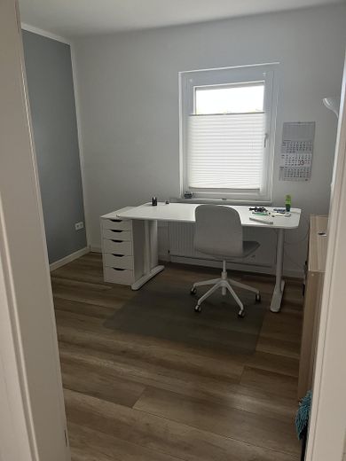 Einfamilienhaus Neerstedt (zentral) – Büro