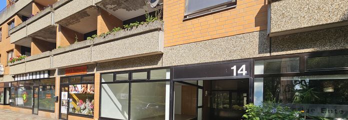 Helle Ladenfläche / Büro mit Schaufenster · 65 m² · direkt am Bahnhof Bad Bevensen · provisionsfrei – Außenansicht 2