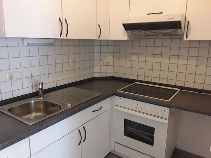 Niedliche 2-R. Whg. mit EBK in ordentlichem Haus – Foto 1