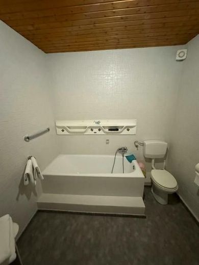 TRAUMwohnung direkt an der Mosel - hochwassersicher - KRÖV - so etwas findet sich selten! – 11 Bad
