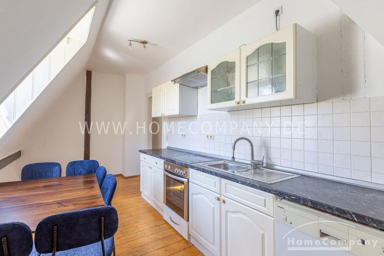 28289 HomeCompany सुसज्जित/Furnished मेइßen में लकड़ी के फ़र्श वाला सुंदर बड़ा पुराना अपार्टमेंट, मंसार्ड मंज़िल! अधिकतम 4 व्यक्ति – e2c78a74b62f6e85bd0751fb81780ca927d53ebd.jpg