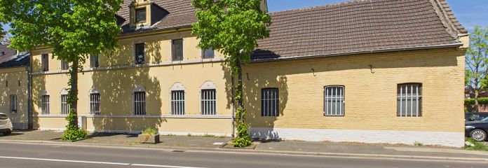 पुलहाइम में विशाल संपत्ति, बिना कमीशन – Außenansicht Haus