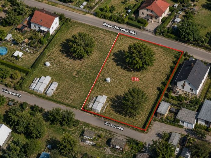 Bauträgerfreies Grundstück in guter Baulage von Hangelsberg-Grünheide Nahe Tesla. ca. 744 m² – Foto 1