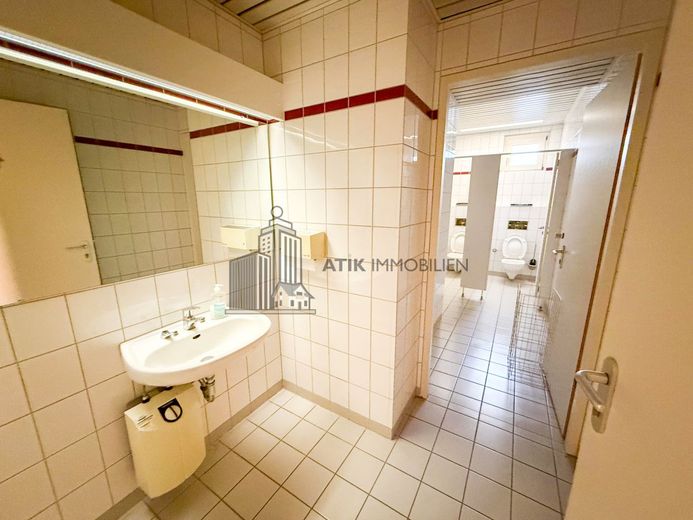 ATIK: Moderne, individuell gestaltbare Arbeitsplätze mit attraktivem P-L-Verhältnis - provisionsfrei – WC