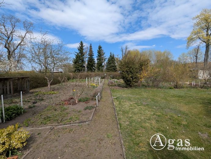 Großes Gartengrundstück mit Laube am Ortsrand von Zehdenick (Eigentum - keine Pacht, kein Verein) – Titel