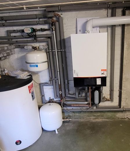 hybride Brennwettherme 12.2025