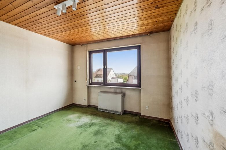 Fikirleriniz için bolca alan – LE-Stetten’de bahçeli, geniş bir ikiz ev – Schlafzimmer 3 