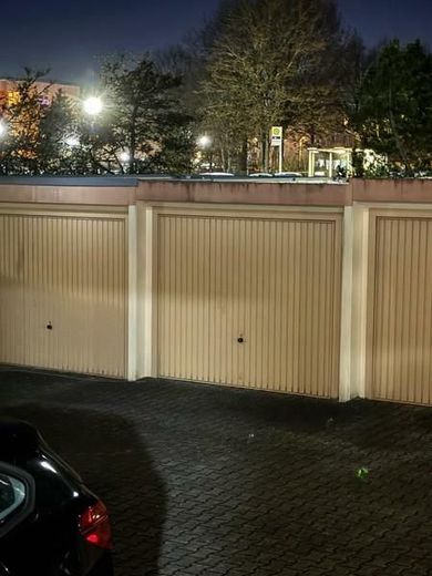 Pärchenwohnung, kl. Familie oder Altersruhesitz - aber auch Kapitalanlage/RENDITE zur Altersvorsorge – 19 Hof mit mittl. Garage