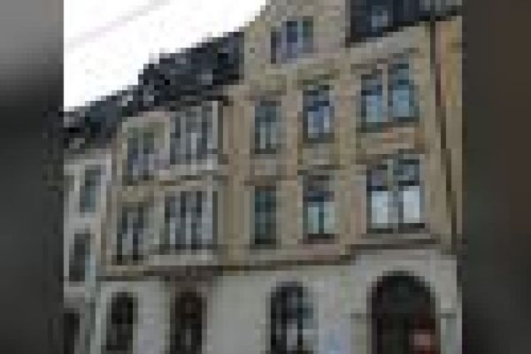 +++ Appartamento all'ultimo piano con 2 camere e balcone +++
