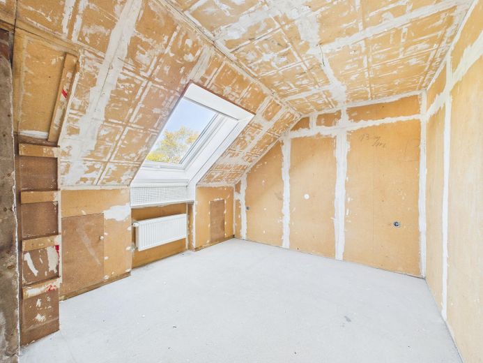 Edles Reihenmittelhaus in gepflegter Umgebung – 2.Etage Schlafzimmer III