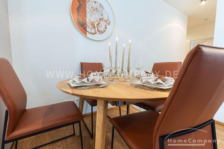 ***Exklusives Wohnen im Erstbezug! Voll möblierte 3-Zimmer-Wohnung mit Balkon – d5725f6a520adf356c1e7484d361a82f010427d3.jpg