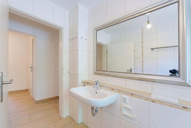 Appartamento maisonette con terrazza, giardino e balcone – senza provvigione ad Alterlangen – Foto 36