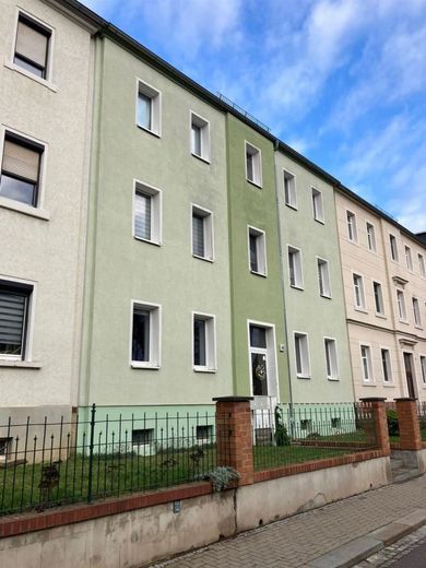 Gemütliche 1,5-Zimmer mit Laminat, EBK und Hausgarten in guter Lage!!! – PHOTO-2024-12-17-13-44-47