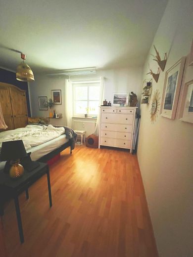 Luminoso appartamento presso il laghetto del castello – Schlafzimmer