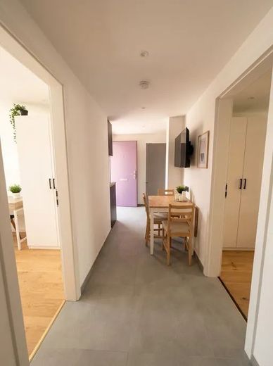 WG-Zimmer mit Charakter sucht eine neue Bewohnerin ( FRAUEN WG !!! ) / Eduard-Spranger-Straße 16, München / WE51 / 7.OG / Zi.3 – Photo 2