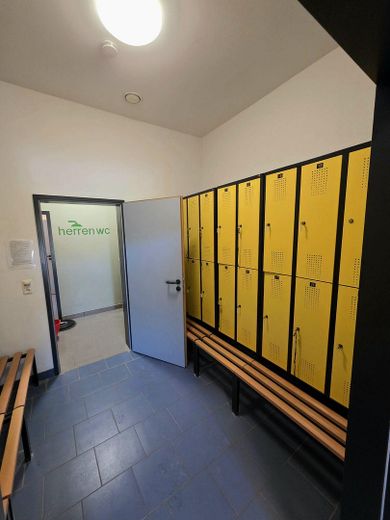 Gewerbefläche mit Sauna/Massageräume in Reetdach-Fachwerkhaus – Foto 5