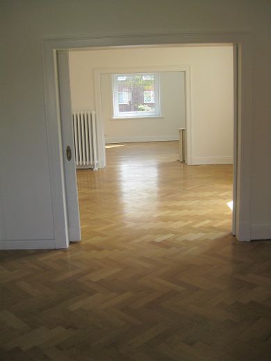 Erdgeschosswohnung in schmucker Stadtvilla – Alle 3 Räume