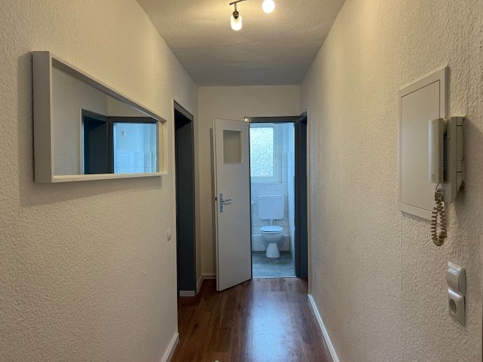 2,5-Zi-Whg mit Küche im DG in Hattingen-City – Flur