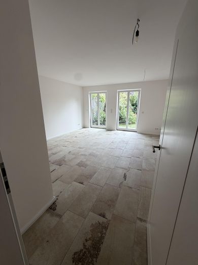 Ekskluzywne, wysokiej jakości odnowione mieszkanie z ogrodem w spokojnej ślepej uliczce w Nottuln – Foto 3