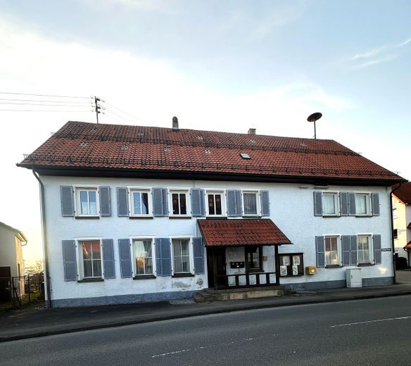 Bad Urach-Sirchingen’de eski belediye binası satılık – Außenansicht