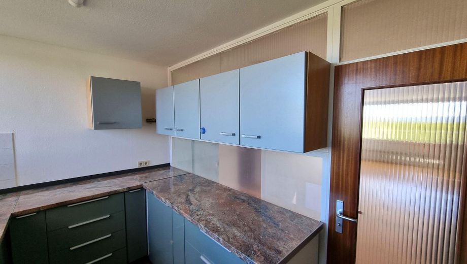Wohnung mit grandioser Aussicht im 8.OG zu verkaufen – Küche 5
